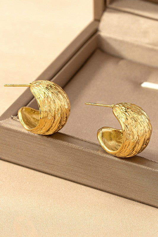 water proof textured basket huggie hoop earrings